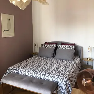  Apartment Et Calme Face Gare France